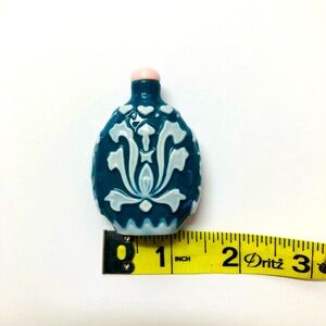 Vintage Chinese Snuff Bottle (#1)